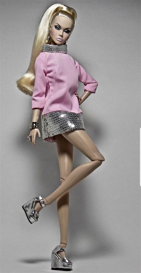 barbie pose|Barbie Like Photoshoot Ideas and Poses